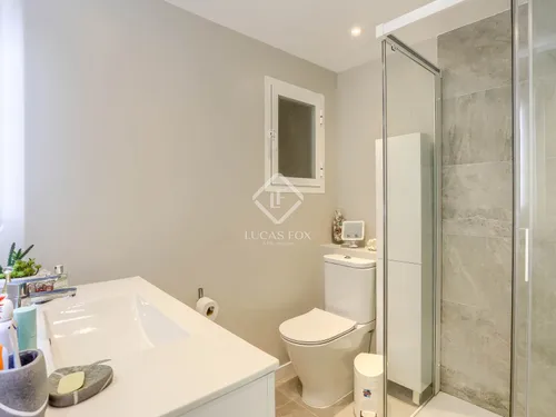 3 Bedrooms Apartment in Calle Ramon de Moncada