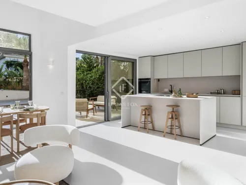 4 Bedrooms House / Villa in Gran Via Illa Tagomago