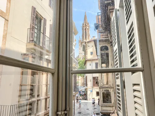 2 Bedrooms Apartment in carrer d'en Morei