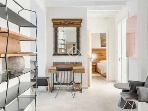 2 Bedrooms Apartment in carrer d'en Morei