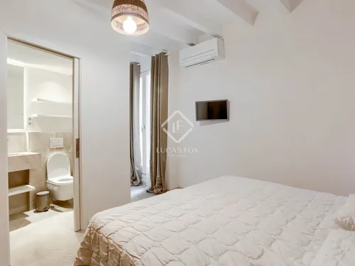 2 Bedrooms Apartment in carrer d'en Morei