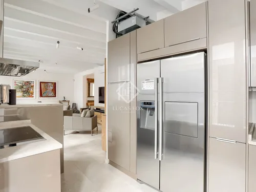 2 Bedrooms Apartment in carrer d'en Morei