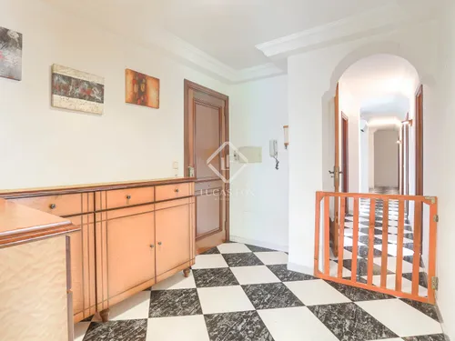  Building in Col.legi