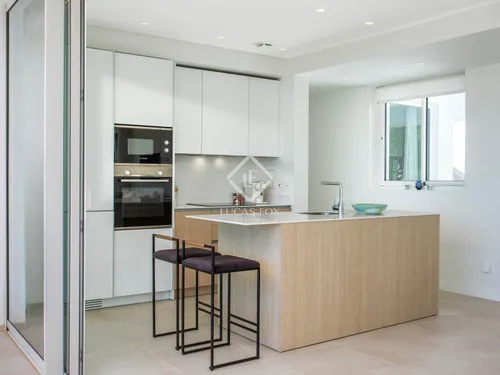 3 Bedrooms Apartment in Palo Alto