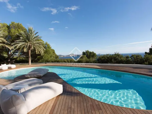 5 Bedrooms House / Villa in PQ ES CUBELLS 1100