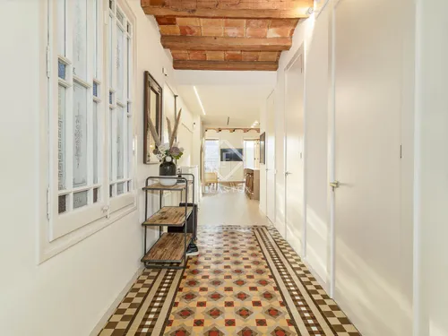 3 Bedrooms Apartment in Aribau