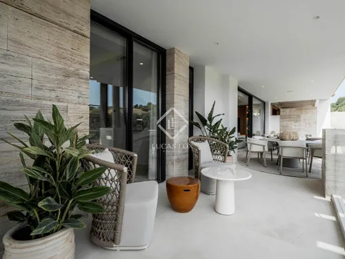 2 Bedrooms Apartment in Nueva Andalucia