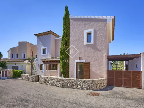 3 Bedrooms House / Villa in marina golf