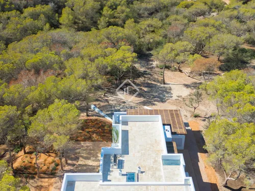 5 Bedrooms House / Villa in La Savina