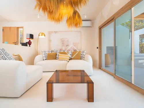 5 Bedrooms House / Villa in La Savina