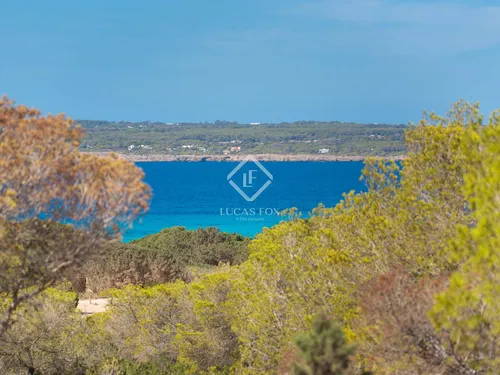 5 Bedrooms House / Villa in La Savina