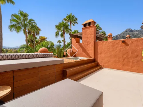 4 Bedrooms House / Villa in Los Altos de Puente Romano