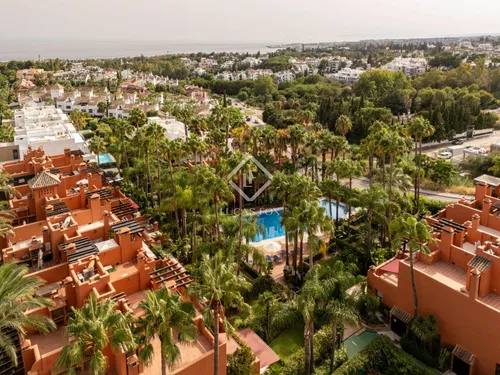 4 Bedrooms House / Villa in Los Altos de Puente Romano