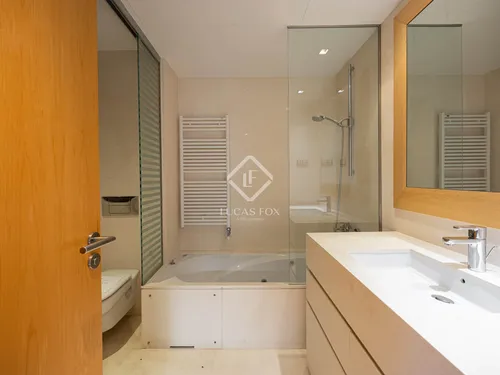 4 Bedrooms Apartment in abadessa olzet