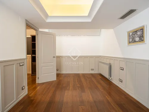 4 Bedrooms Apartment in abadessa olzet