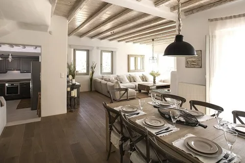 20 Bedrooms Villa in KALAFATIS