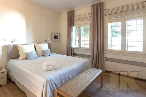 4 Bedrooms Villa in AEGINA