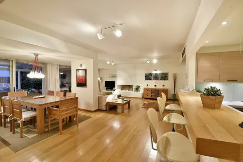 3 Bedrooms Villa in SARONIDA