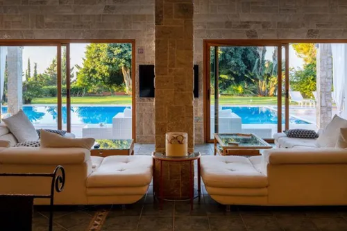 9 Bedrooms Villa in ERMIONI