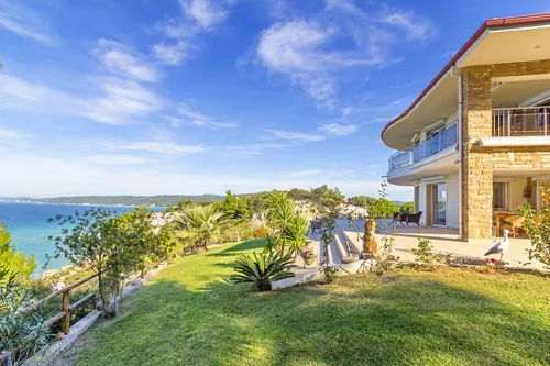 5 Bedrooms Villa in KASSANDRA (FIRST LEG)