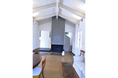  Building in ATHENS (CENTER)