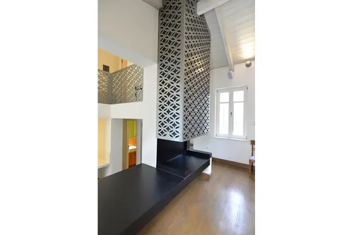  Building in ATHENS (CENTER)