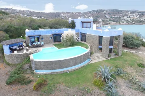 5 Bedrooms Villa in KERATEA