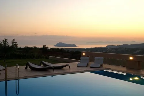 4 Bedrooms Villa in PLATANIAS