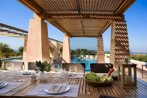 4 Bedrooms Villa in PLATANIAS