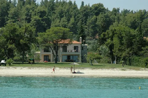 5 Bedrooms Villa in KASSANDRA (FIRST LEG)