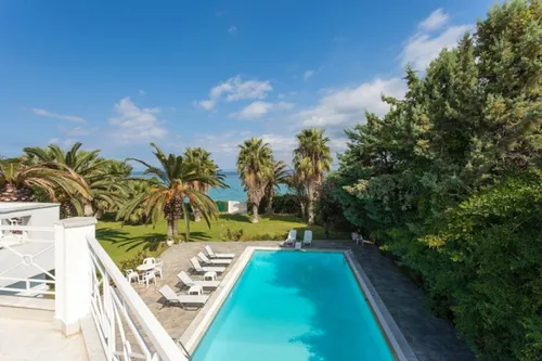 6 Bedrooms Villa in KASSANDRA (FIRST LEG)