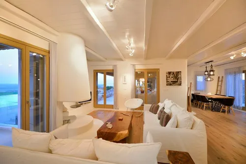 5 Bedrooms Villa in KALAFATIS