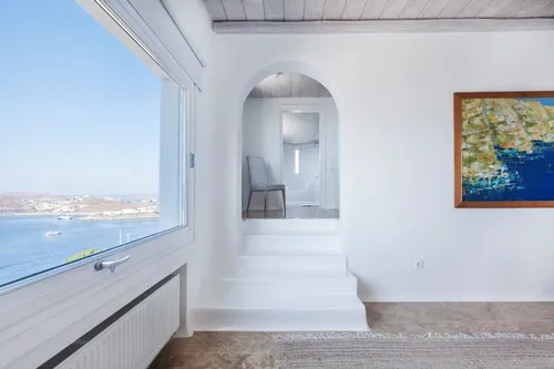 6 Bedrooms Villa in AGIOS LAZAROS