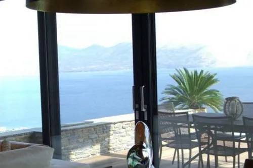 4 Bedrooms Villa in OROPOS