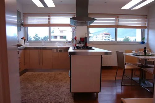 4 Bedrooms Apartment in GLYFADA