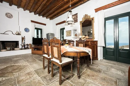 4 Bedrooms Villa in SIFNOS