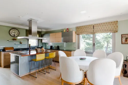 5 Bedrooms Villa in MARATHONAS