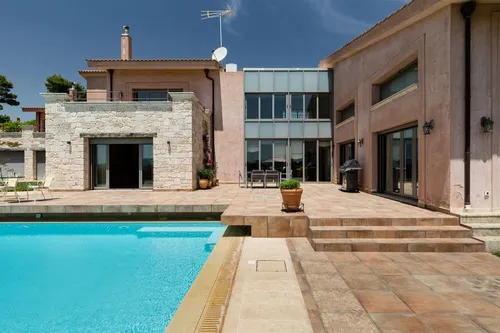 5 Bedrooms Villa in MARATHONAS