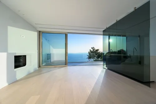 4 Bedrooms Villa in SARONIDA