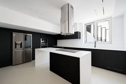 4 Bedrooms Villa in SARONIDA