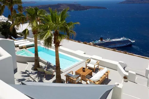 3 Bedrooms Villa in FIROSTEFANI