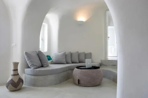 3 Bedrooms Villa in FIROSTEFANI