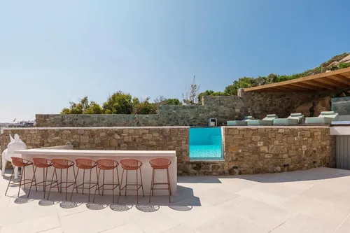 5 Bedrooms Villa in ORNOS