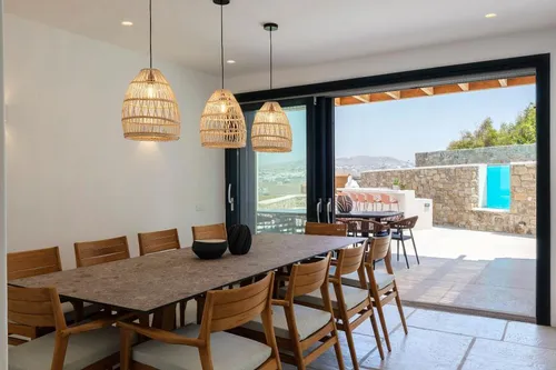 5 Bedrooms Villa in ORNOS