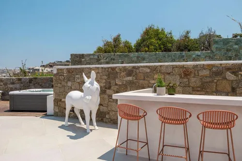 5 Bedrooms Villa in ORNOS