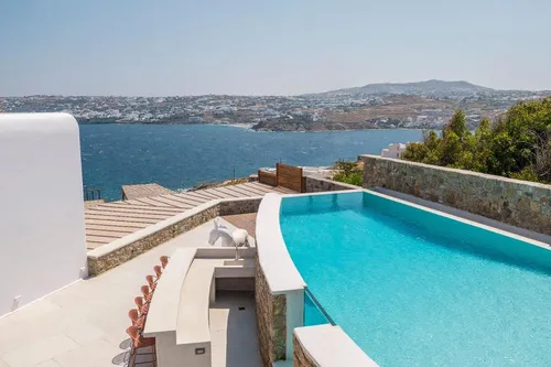 5 Bedrooms Villa in ORNOS