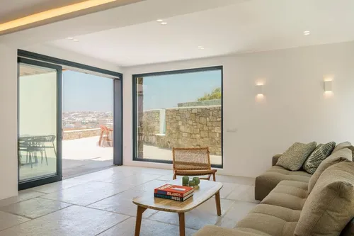 5 Bedrooms Villa in ORNOS