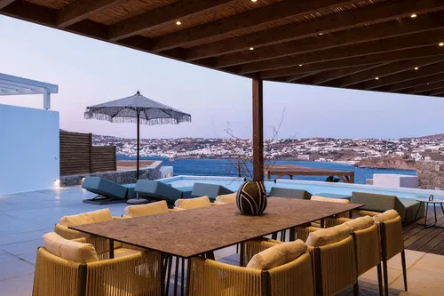 6 Bedrooms Villa in ORNOS