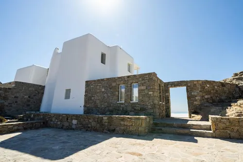 6 Bedrooms Villa in FAROS