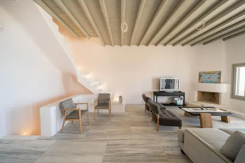 6 Bedrooms Villa in FAROS